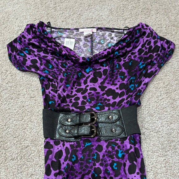WET SEAL NWT Women’s Cheetah Print Bodycon Dress w/ Belt - purple, size XS - Picture 2 of 5